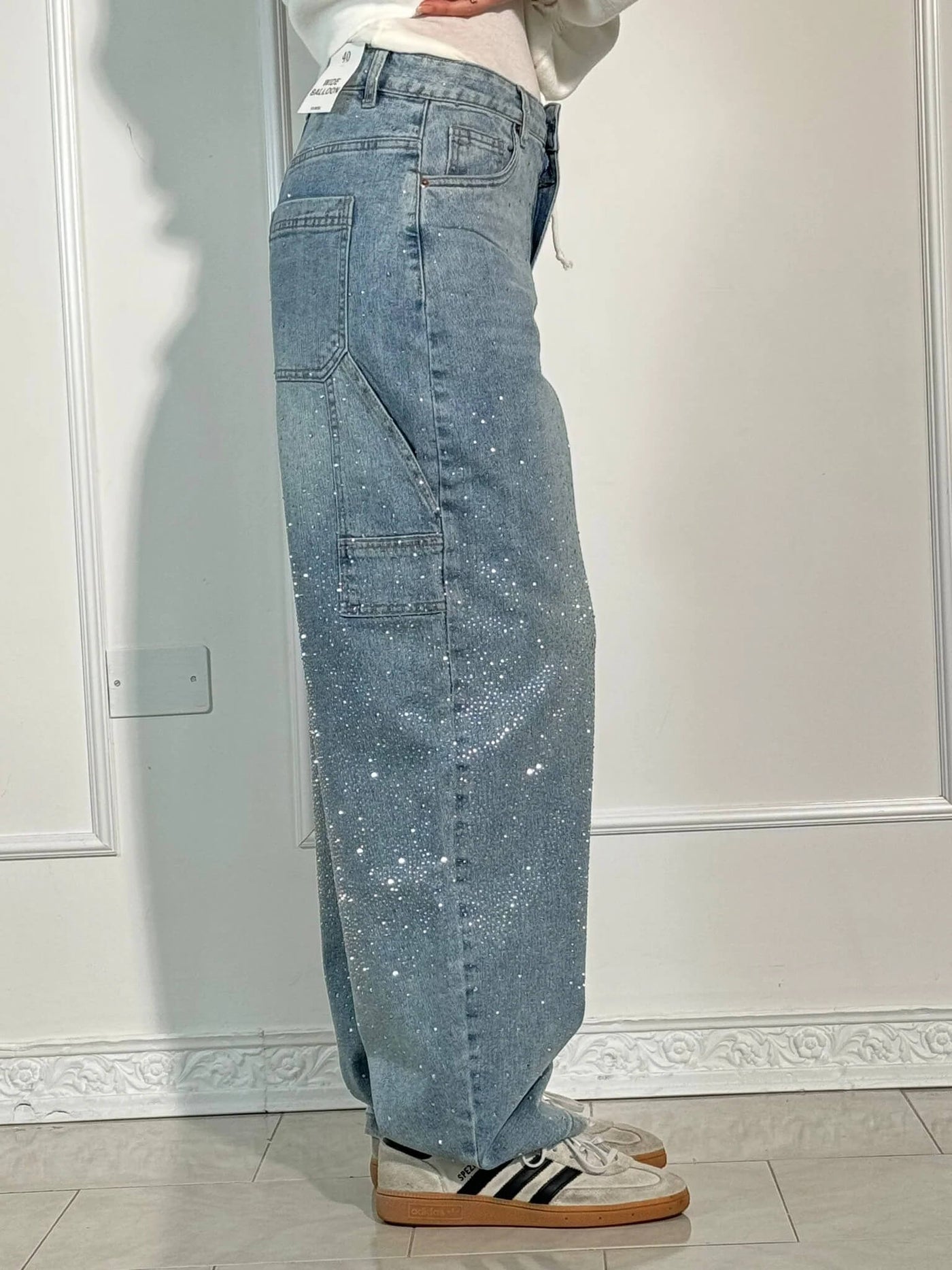 Jolene - Pantalon taille haute, jambes larges et poches boutonnées
